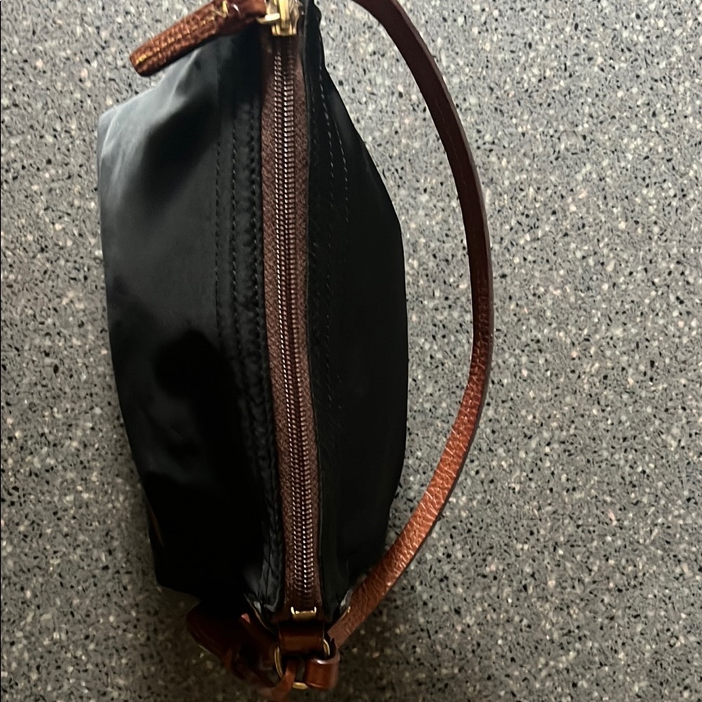 Dooney & Bourke Black Handbag with Brown Leather Strap and Hot Pink Interior - Picture 7 of 16